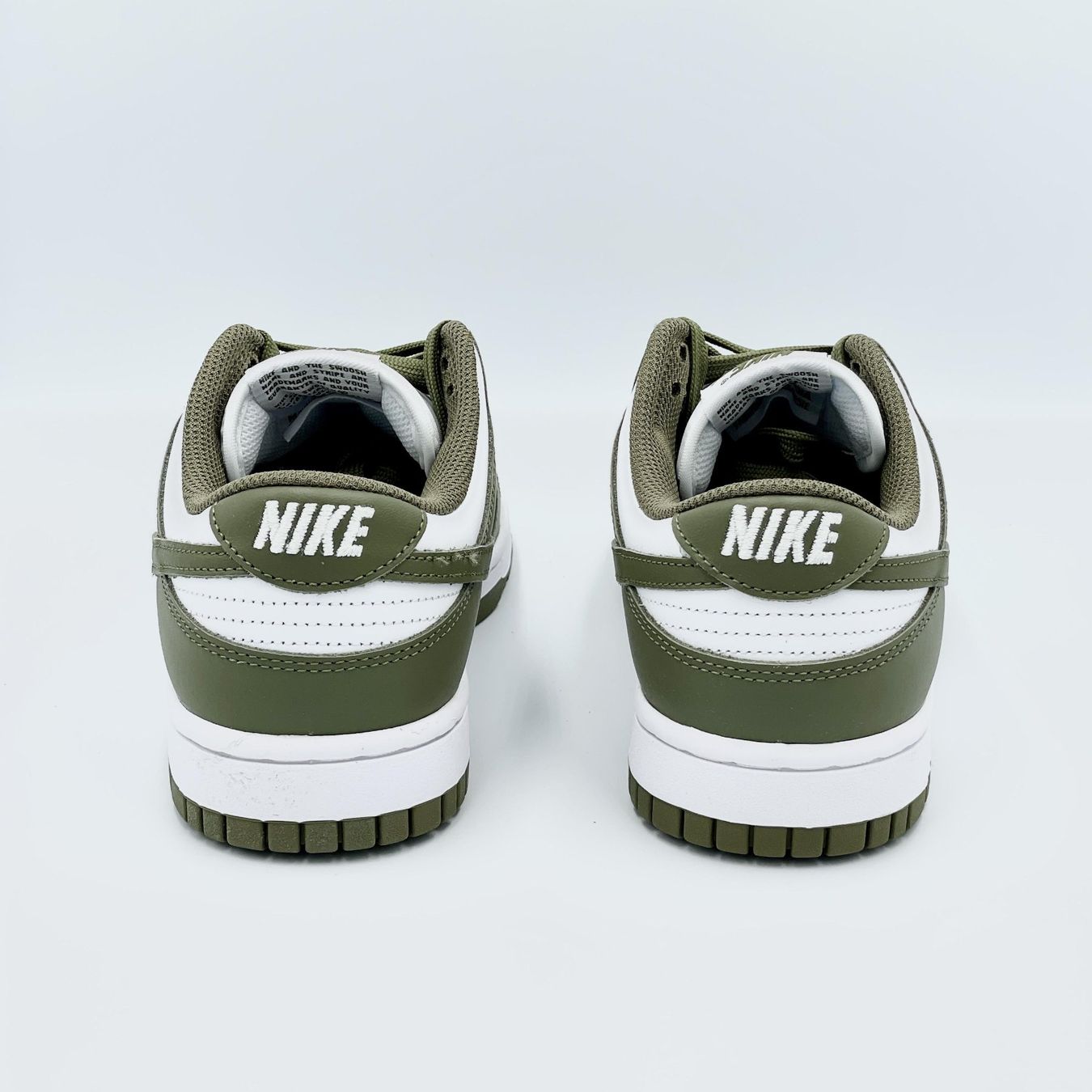 Nike Scarpe da donna: Nike Dunk Low Medium Olive EU 40 – Nuovo e nell'imballaggio originale da Erlinsbach venduto da sasneakers 2