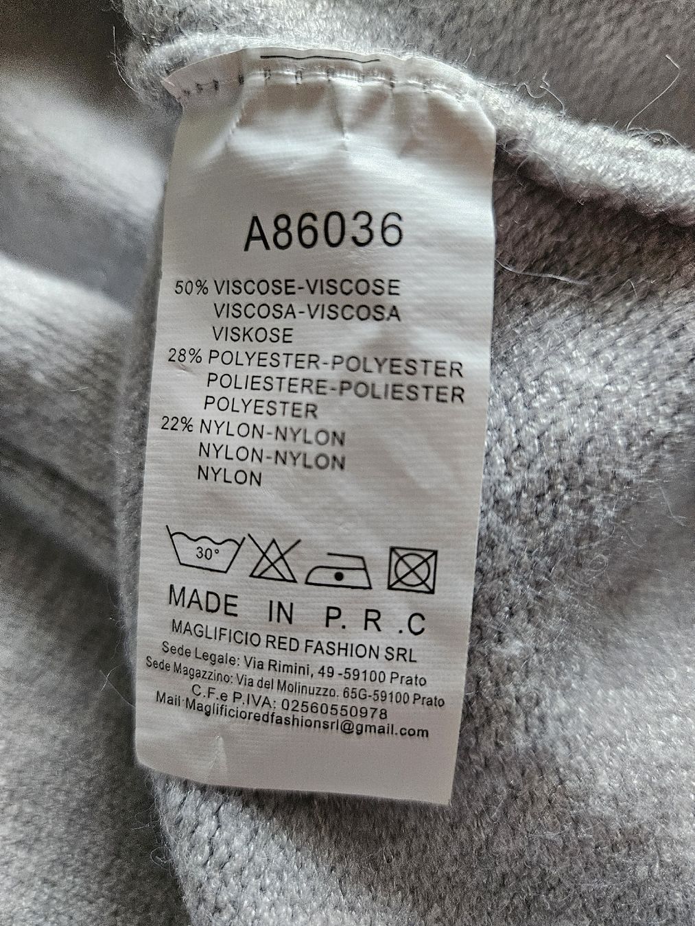 Pullover & Sweatshirts: Pullover grau mit Perlenbesatz an Ärmeln  – Neu (gemäss Beschreibung) aus Anwil von tamoos 8