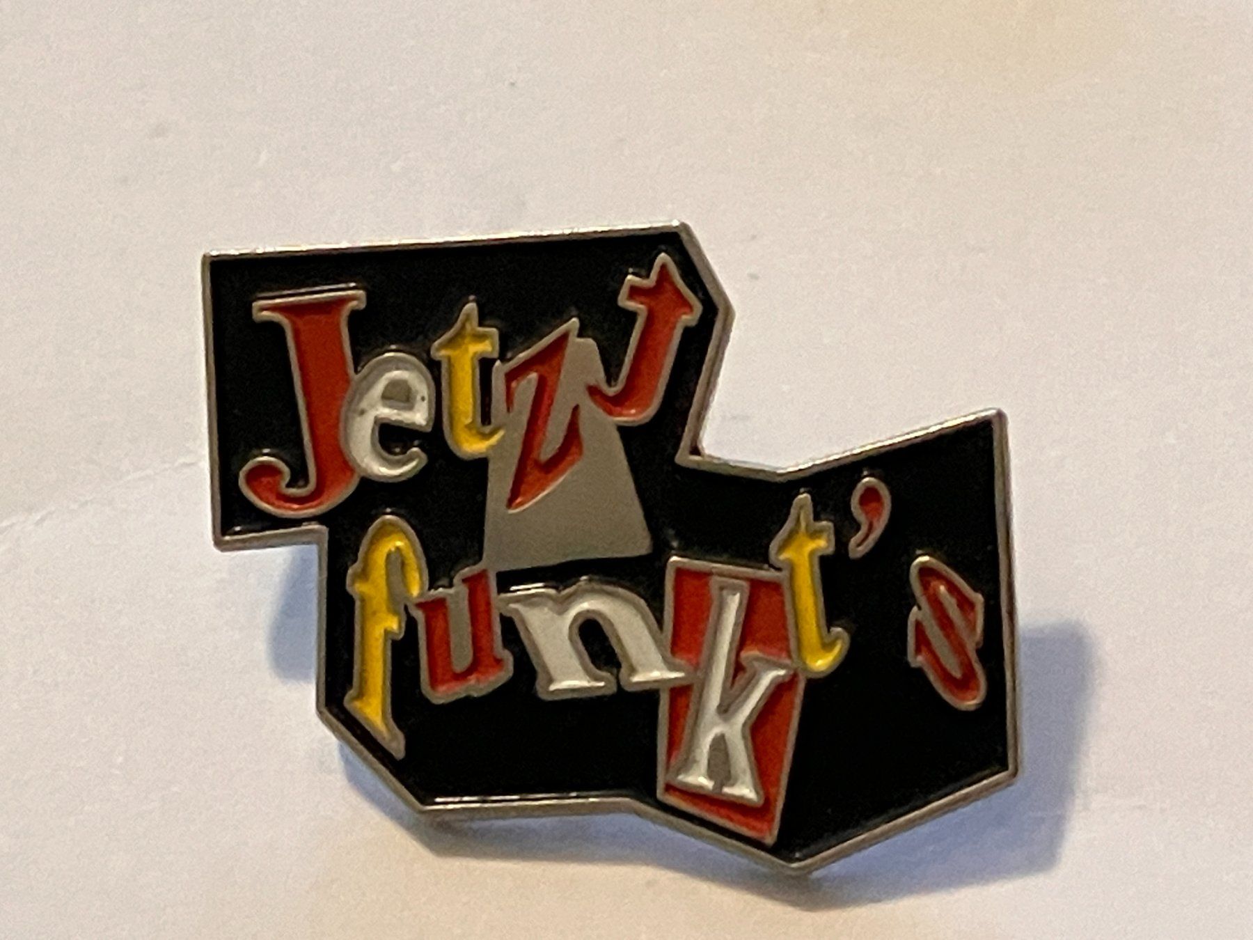 Placchette & Badge: 1 Pin Jetzt Funkt's – Usato da Basel venduto da djwwpp