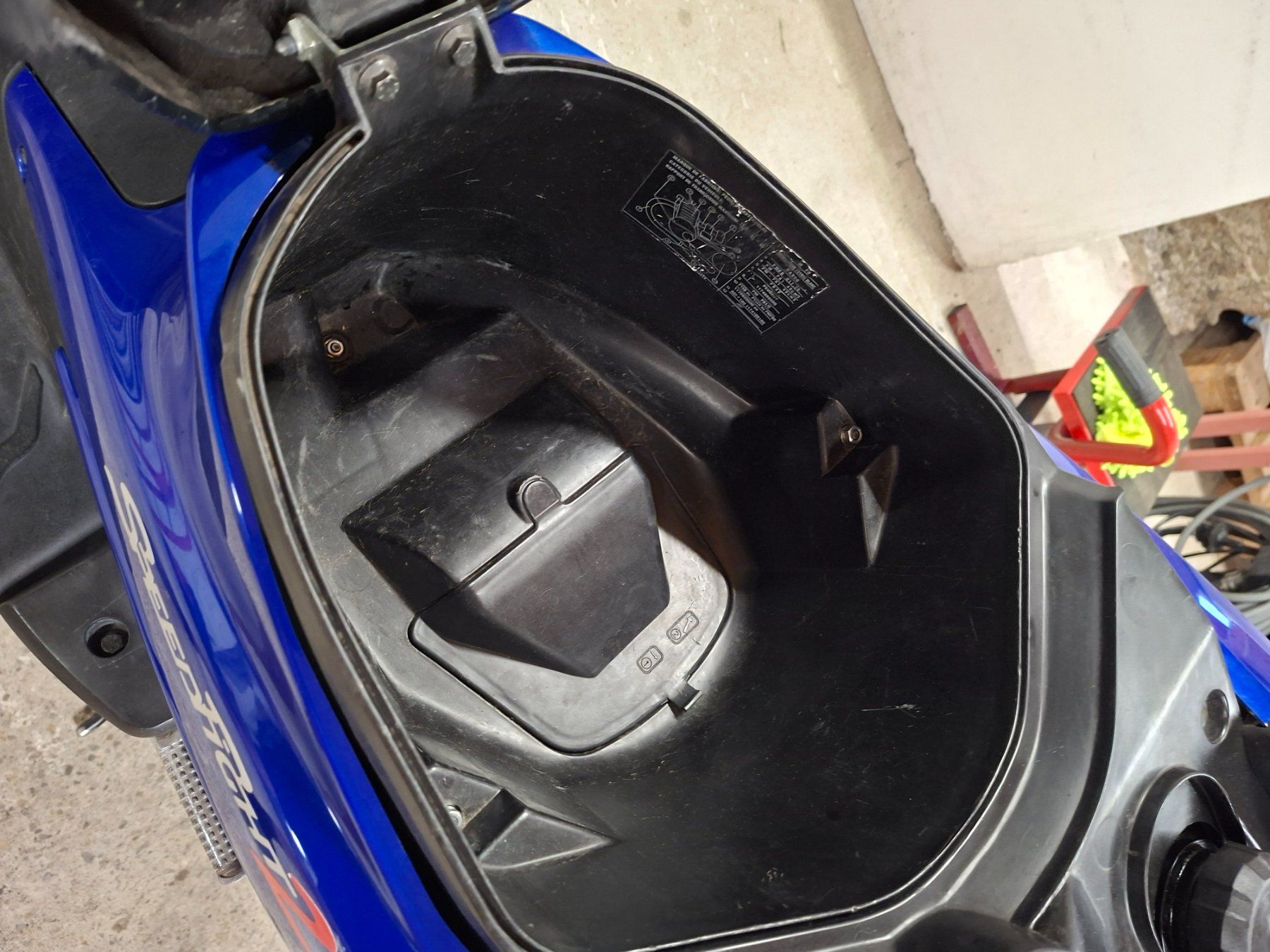 Peugeot Scooter: Peugeot Speedfight 2 AC – Usato da St. Antoni venduto da Wodka76 4