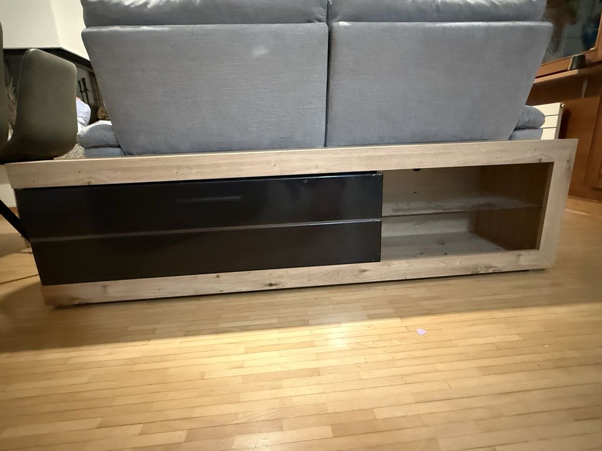 Mobili TV: TV-Möbel / Lowboard – Usato da Basel venduto da mfs_yfm8 1