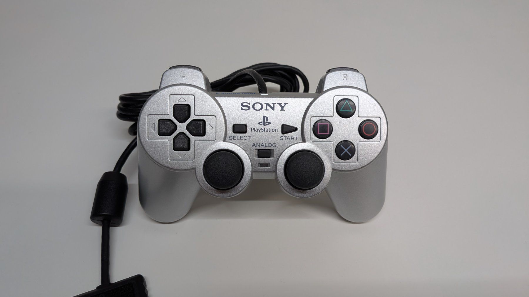 Sony Console: PlayStation 2 Fat Silver mit 2 Controller ORIGINAL – Usato da Menziken venduto da mame18 1