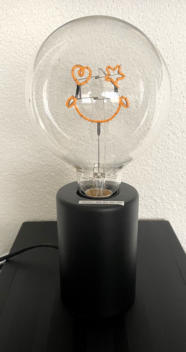 Lampade: Tischlampe Smiley Neu – Nuovo e nell'imballaggio originale da Neuenhof venduto da joetapdance