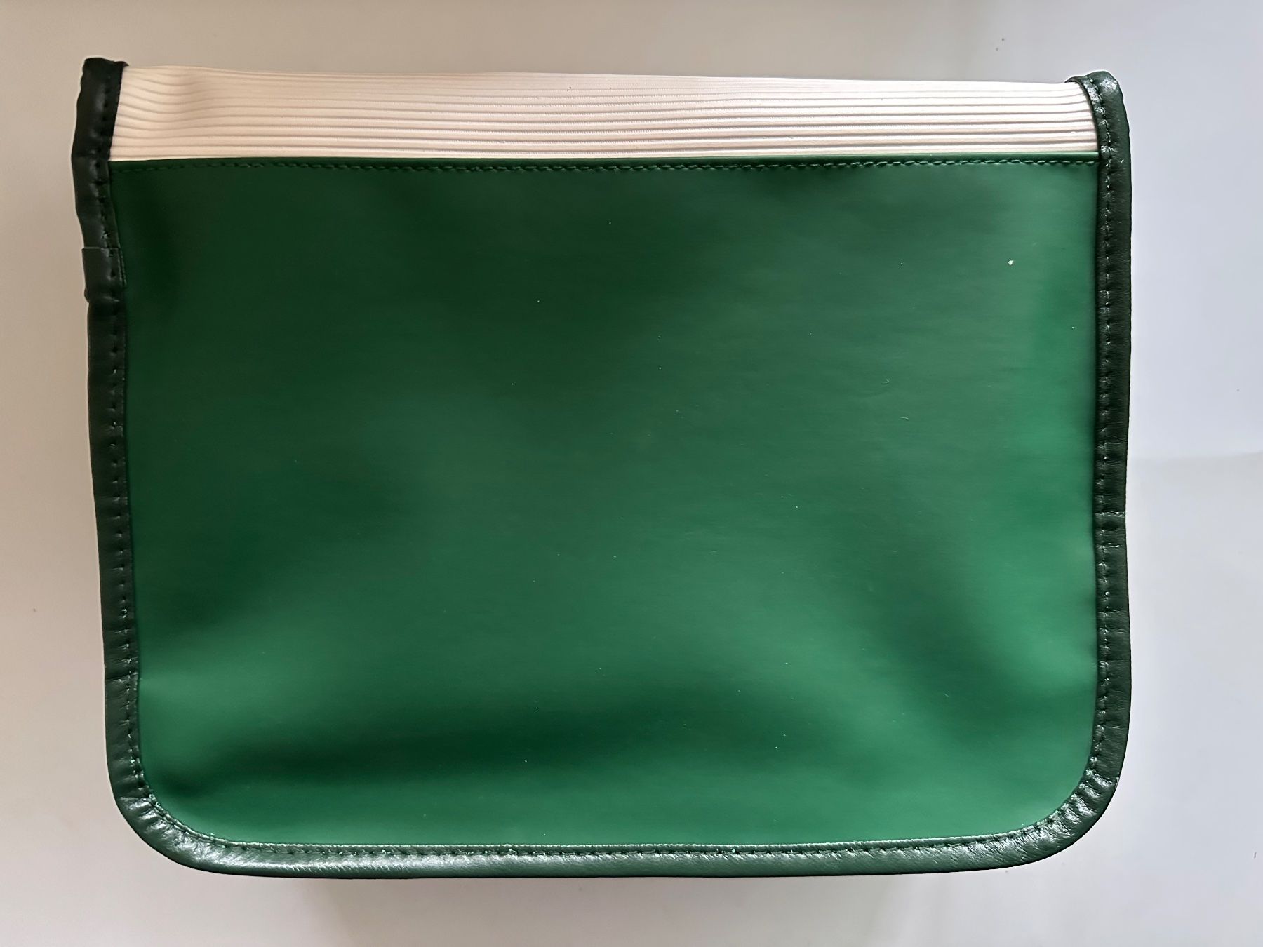 Lacoste Custodie per cosmetici: Trousse de toilette Lacoste – Nuovo (secondo la descrizione) da Bouveret venduto da seb_rjx8 1