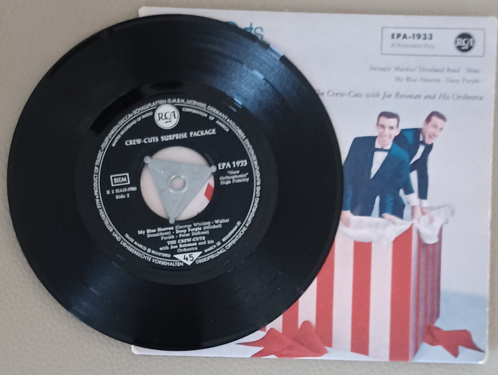 Dischi in vinile: 7" Single Crew- Cuts - Surprise Package 1959 Jazz/Pop – Usato da Hägendorf venduto da Plattenhardt 2
