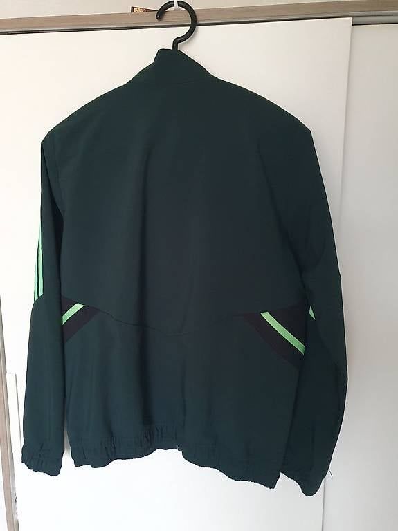 Giacche: Veste foot Adidas real Madrid – Usato da Chavornay venduto da er_yy7k 4