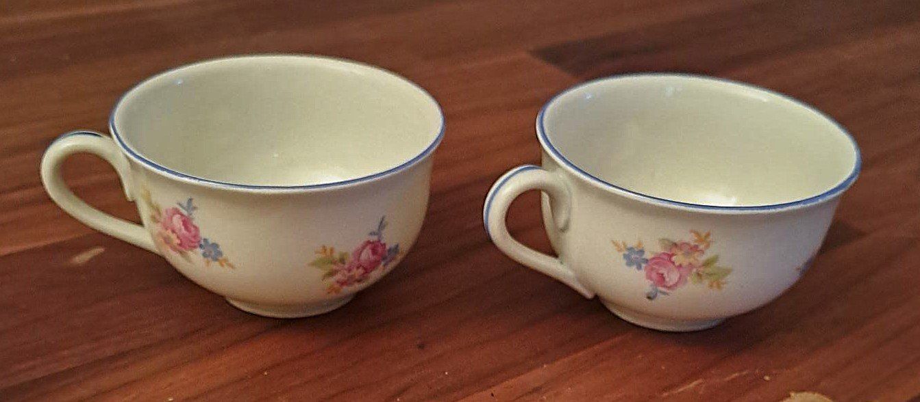 Tazze: Zwei hübsche kleine Kaffeetassen – Usato da Zürich venduto da leachim321
