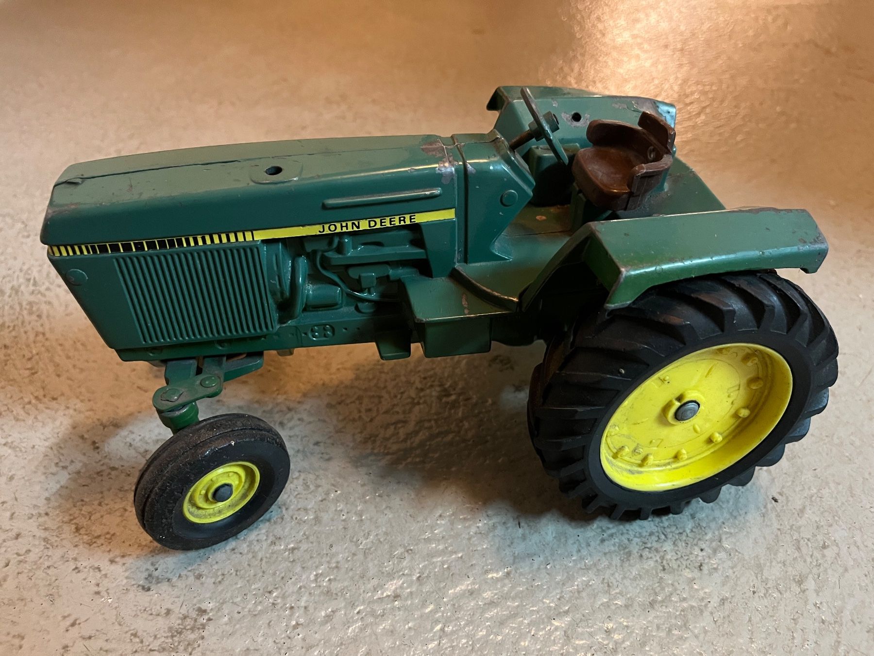 John Deere Trattori: John Deere Traktor – Difettoso da Buchs ZH venduto da rc-indoorbahn