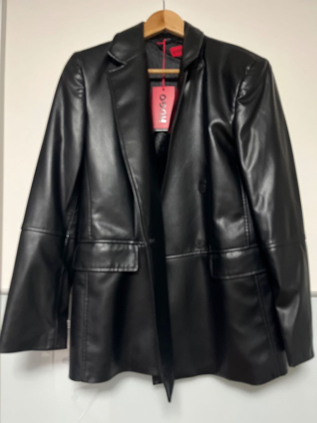 Hugo Boss Giacche: neuer Boss Blazer in Lederoptik – Nuovo e nell'imballaggio originale da Liestal venduto da selgo