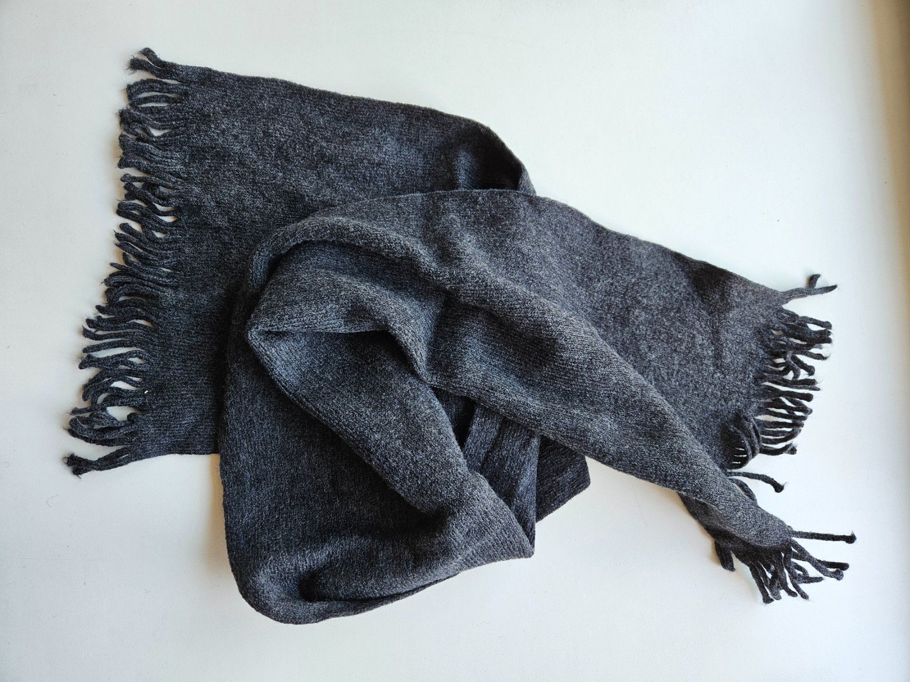 Foulard & Sciarpe: Schal, grau – Usato da Schaffhausen venduto da sabrina915 1