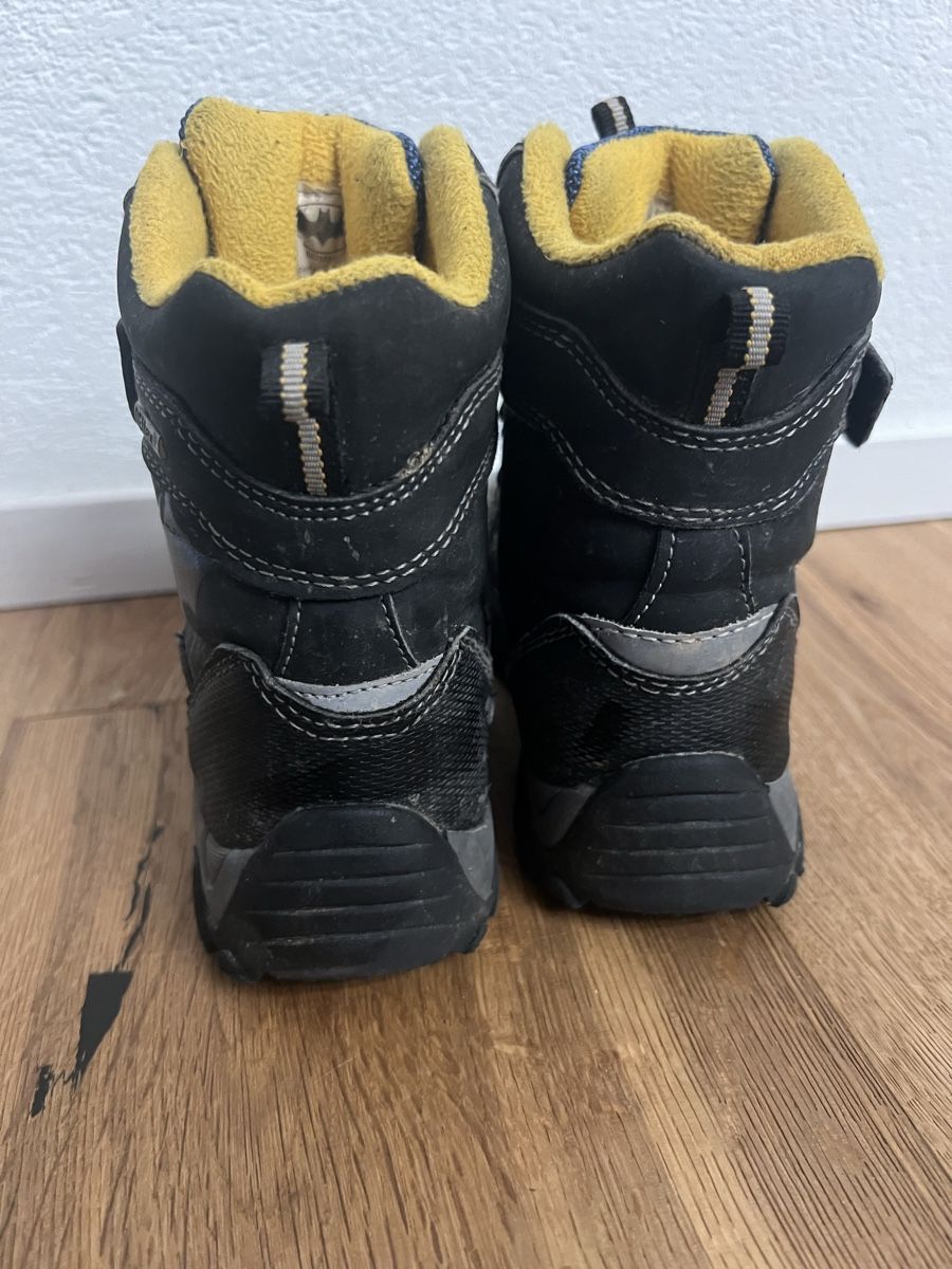 Chaussures garçon: Winterstiefel grösse 30 – D'occasion à Würenlos par Donas1991 2