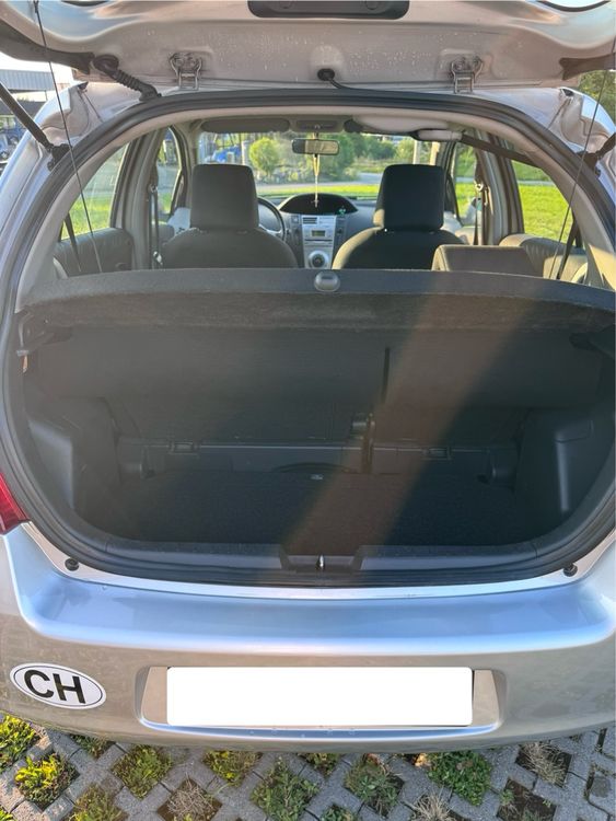Toyota Automobili: Toyota Yaris 1.3 Automat – Usato da Uzwil venduto da me_luca 6
