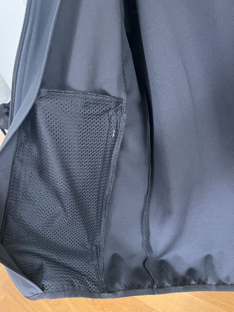 Adidas Vestes: Adidas Jacke – Neuf (Voir description) à Zürich par caro.ha. 8