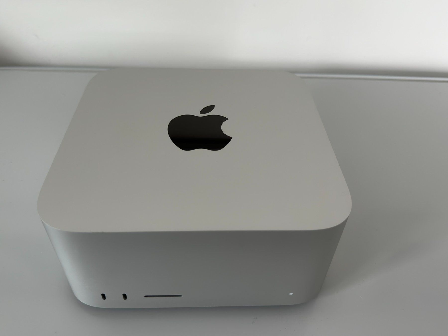 Mac Studio, 8 TB SSD, 128 GB RAM, 20-Core CPU / 64-Core GPU (Gebraucht ...