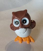 Tomy Walking Eule Figur kann man aufziehen und läuft