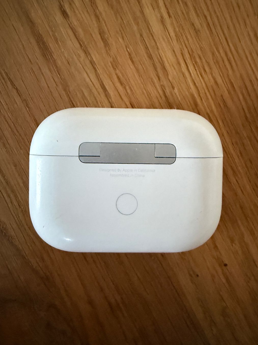 Apple Cuffie: APPLE AirPods Pro 1 Charging Case – Usato da Lausanne venduto da Nine1982 5