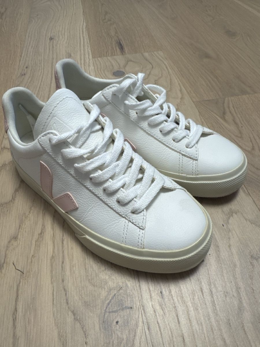 Veja Scarpe per ragazze: Veja Turnschuhe Gr. 36 – Usato da Zürich venduto da SGenge