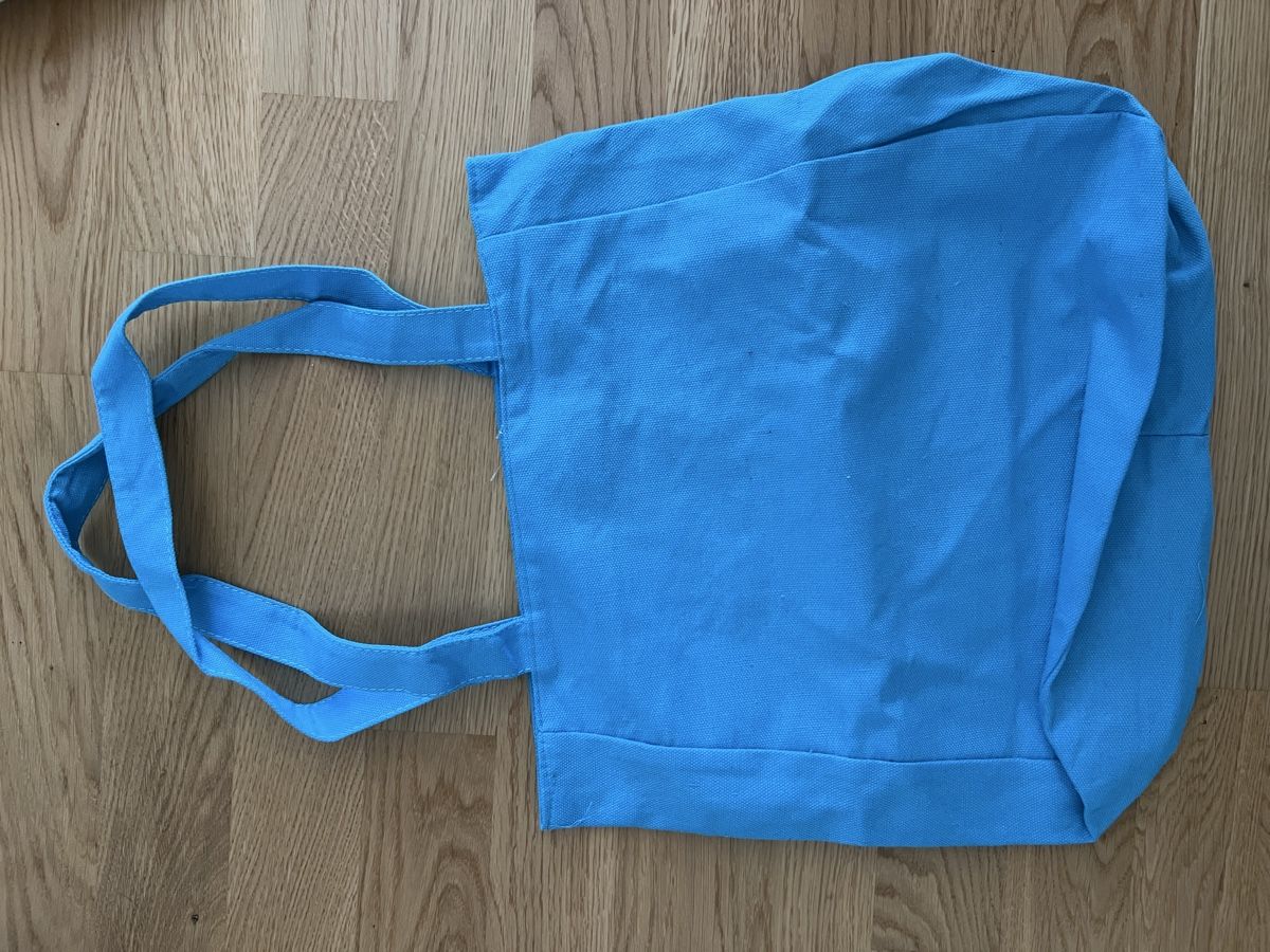 Borse da donna: New Tote Bag, Light Blue with Gold Design – Nuovo e nell'imballaggio originale da Zürich venduto da mit_npn7 1