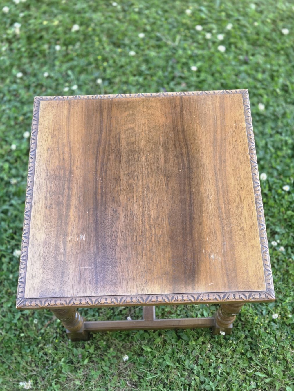 Tische: Petite table d'appoint – Gebraucht aus Mont-sur-Rolle von Jolie_brocante 2