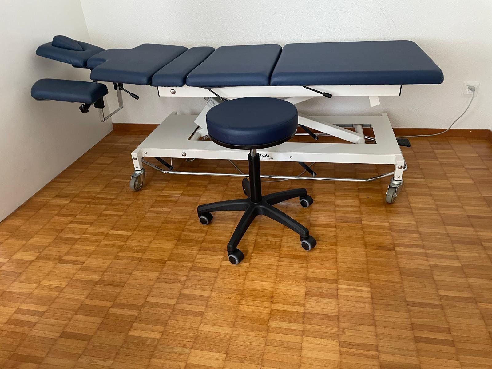 Sedie a sdraio: Therapieliege Hess Praktika – Usato da Au ZH venduto da inf_p57q