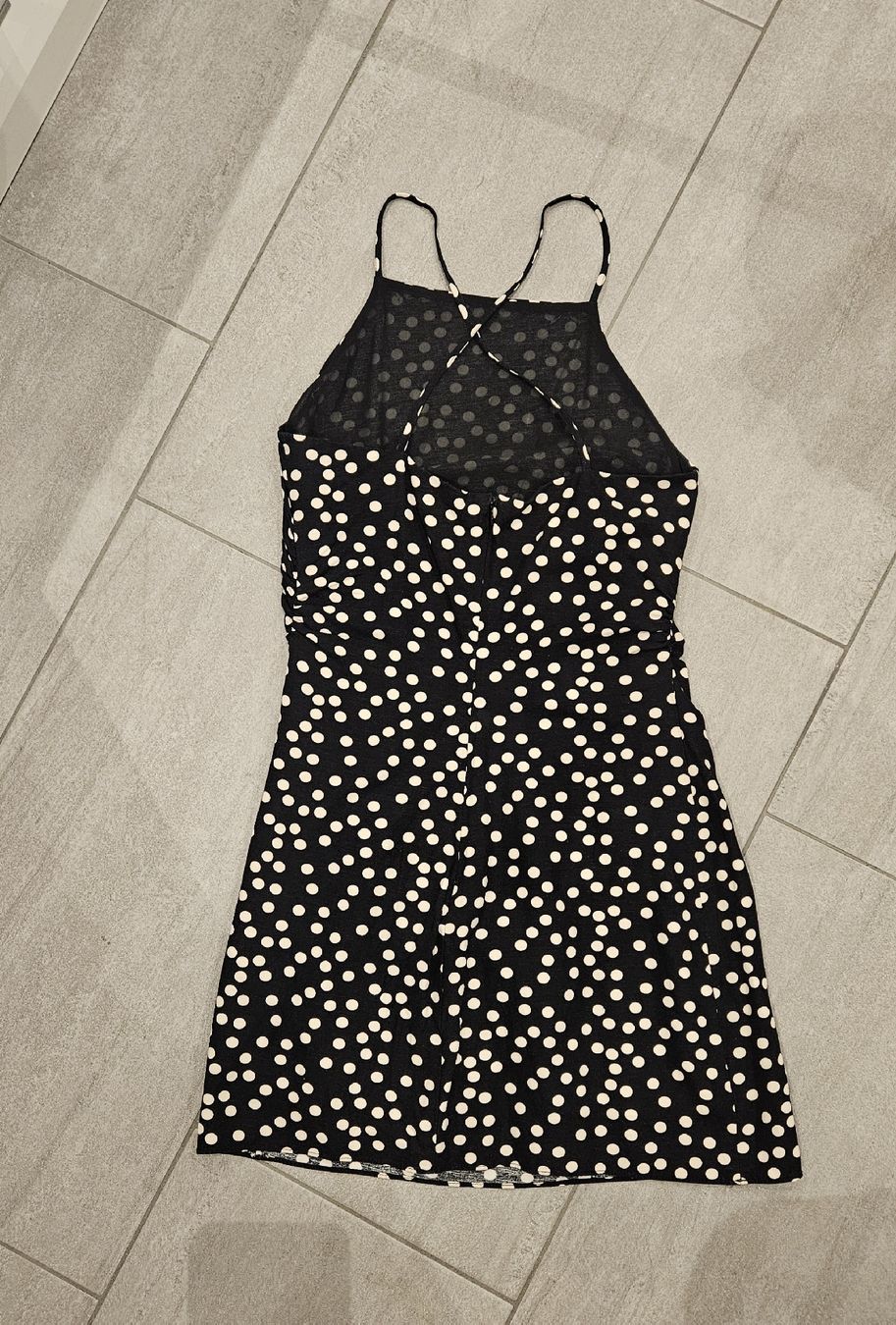Robes: robe taille S – D'occasion à Vétroz par sas_yln5 1