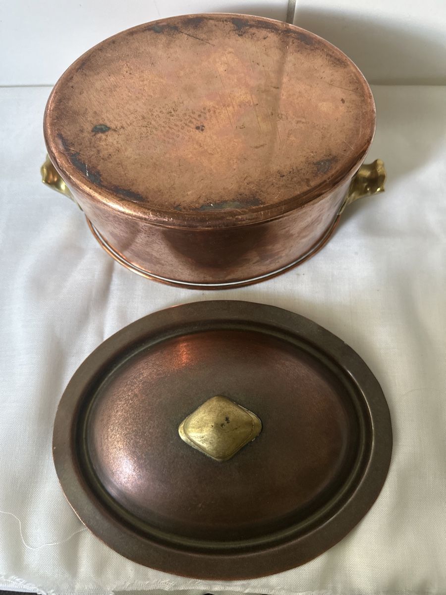 Casseroles: Antiker ovaler Kupfertopf mit Messinggriffen – D'occasion à Zürich par Chaeffeler 3