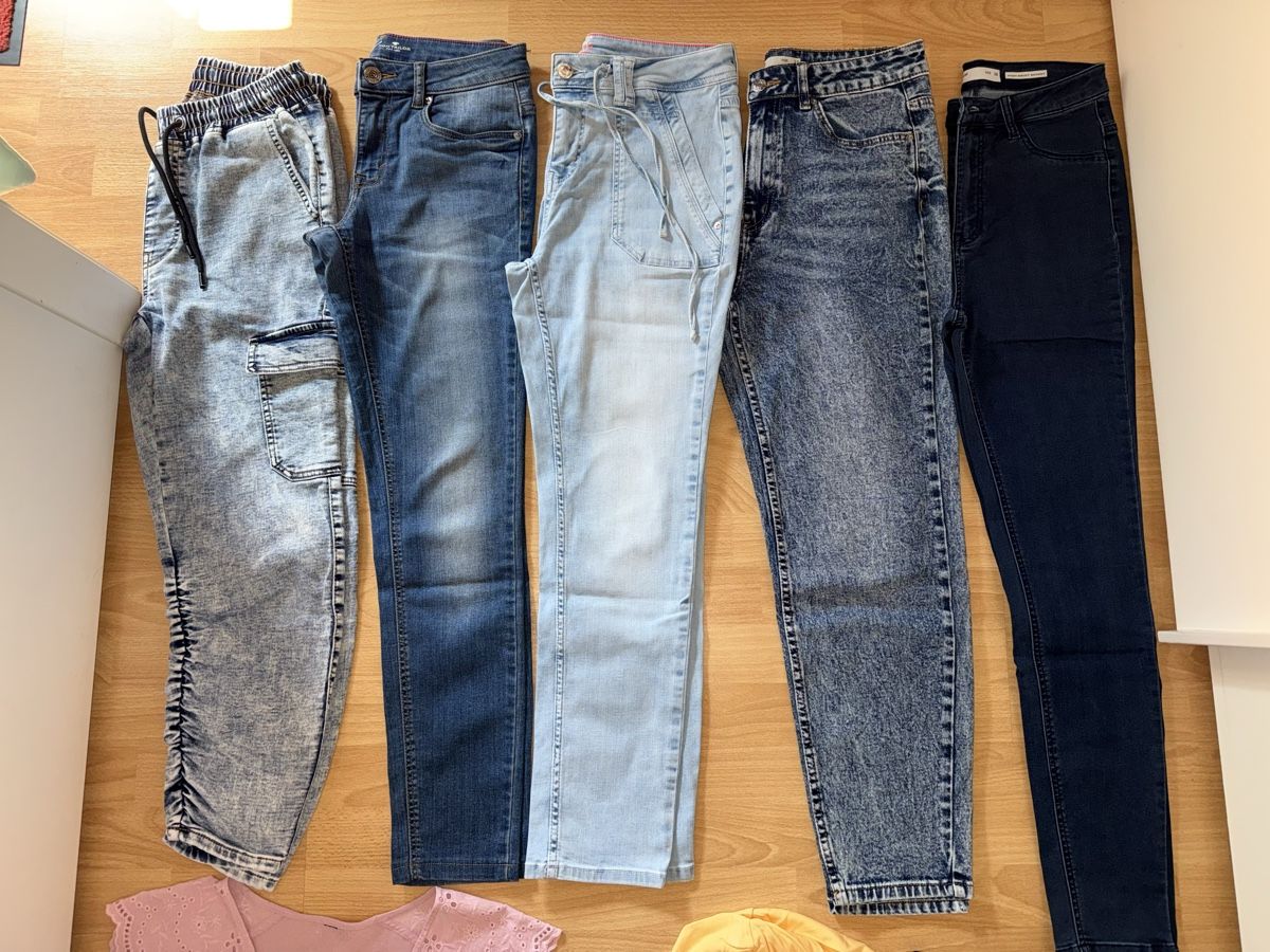 Kleiderpakete: Damen Kleiderpaket Jeans Pullover Tops Grösse 38 – Gebraucht aus arbon von auri4 3