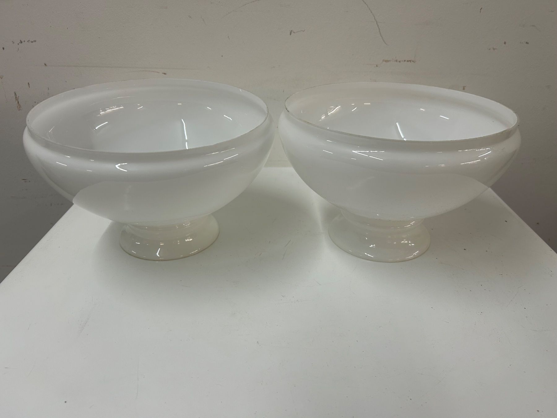 Paralumi: antike Glaslampenschirme / Petrollampe Glas weiss – Usato da Zürich venduto da Levelart 6