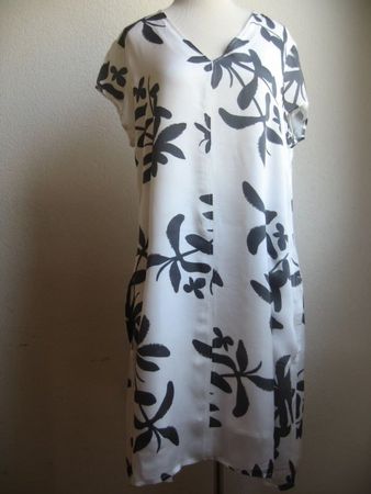 Nile belle robe en taille 42-44CH!