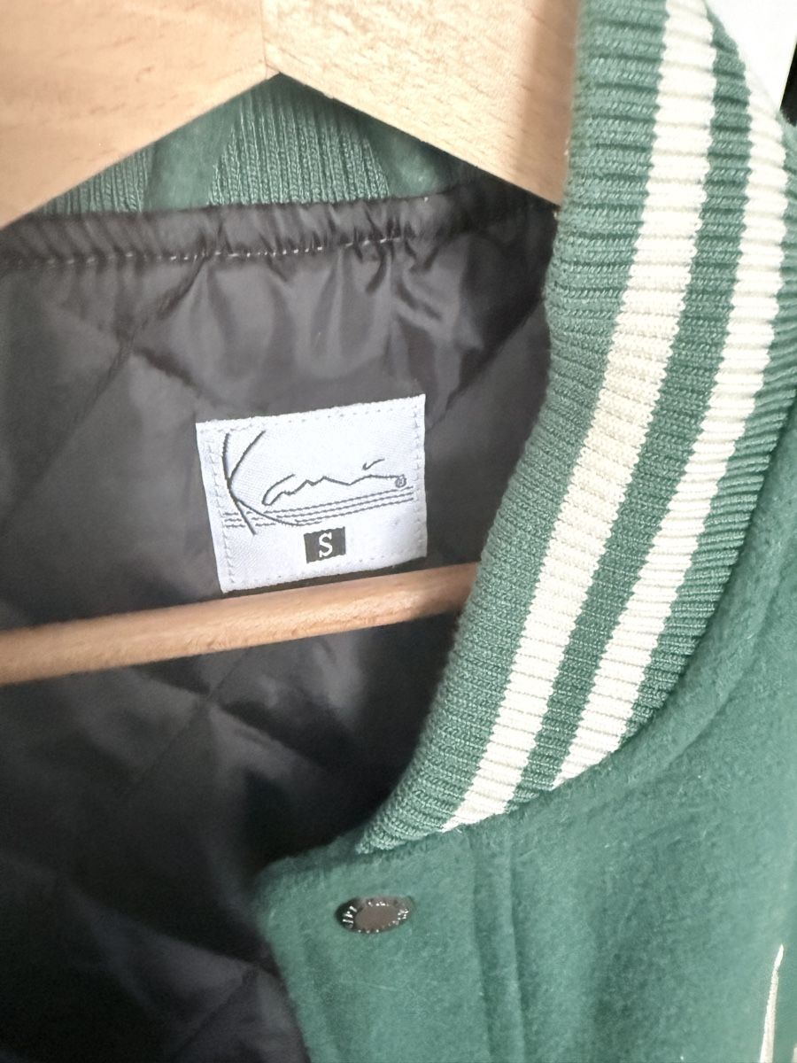 Karl Kani Giacche: Karl Kani College Jacket – Nuovo (secondo la descrizione) da Glattpark(Opfikon) venduto da Kamoteboy 3
