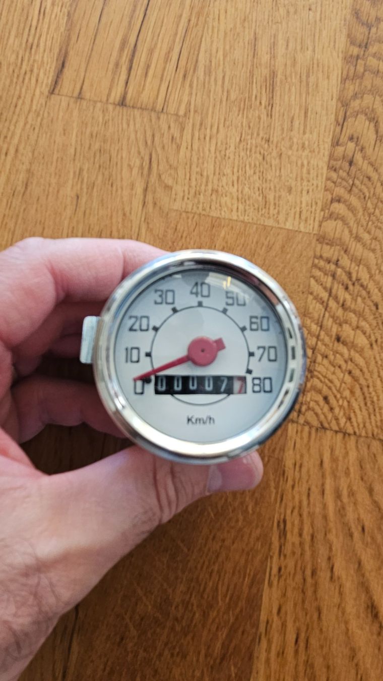 Piaggio Ciclomotori: Piaggio Ciao/Si/Bravo Compteur 48mm 80Km/h – Nuovo (secondo la descrizione) da Biel/Bienne venduto da Mouniou