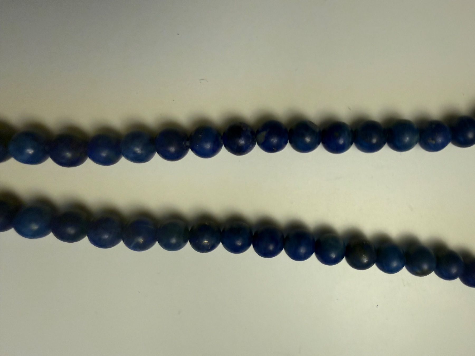 Catenine: Halskette 40 CM lang mit blauem Stein – Usato da Schlieren venduto da schnuggi07
