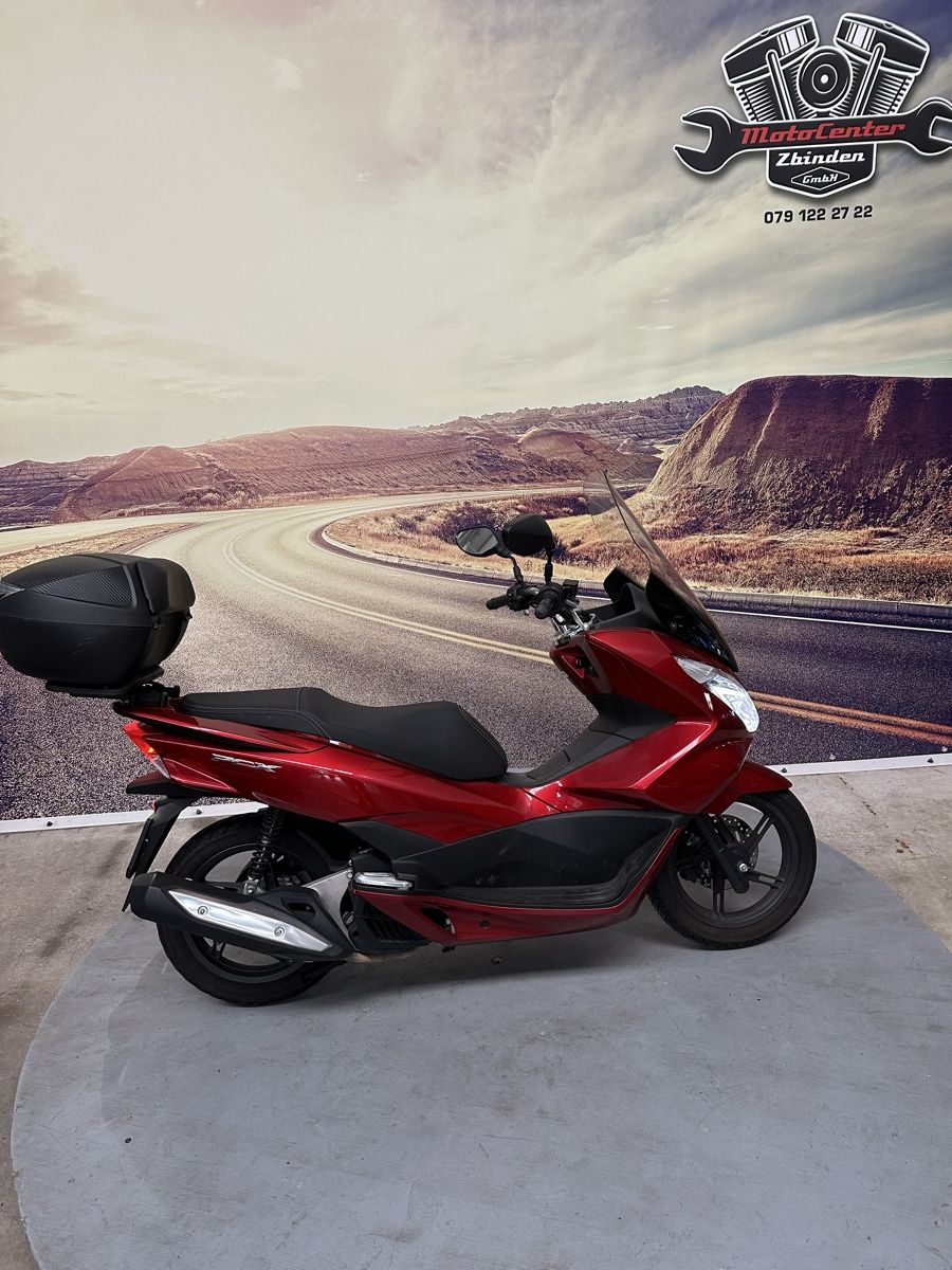 Honda Scooters: Honda PCX 125 Roller LED 2015 ab 1.00 – Defekt aus Liebistorf von motocentergmbh 2