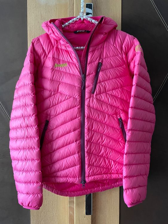 bergans-daunenjacke-pink-gr-m-kaufen-auf-ricardo