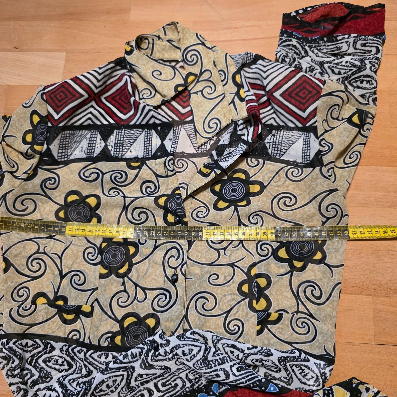 Blusen: Vintage Bluse Ethno Muster Gr. M – Gebraucht aus Wald ZH von CapLux 2