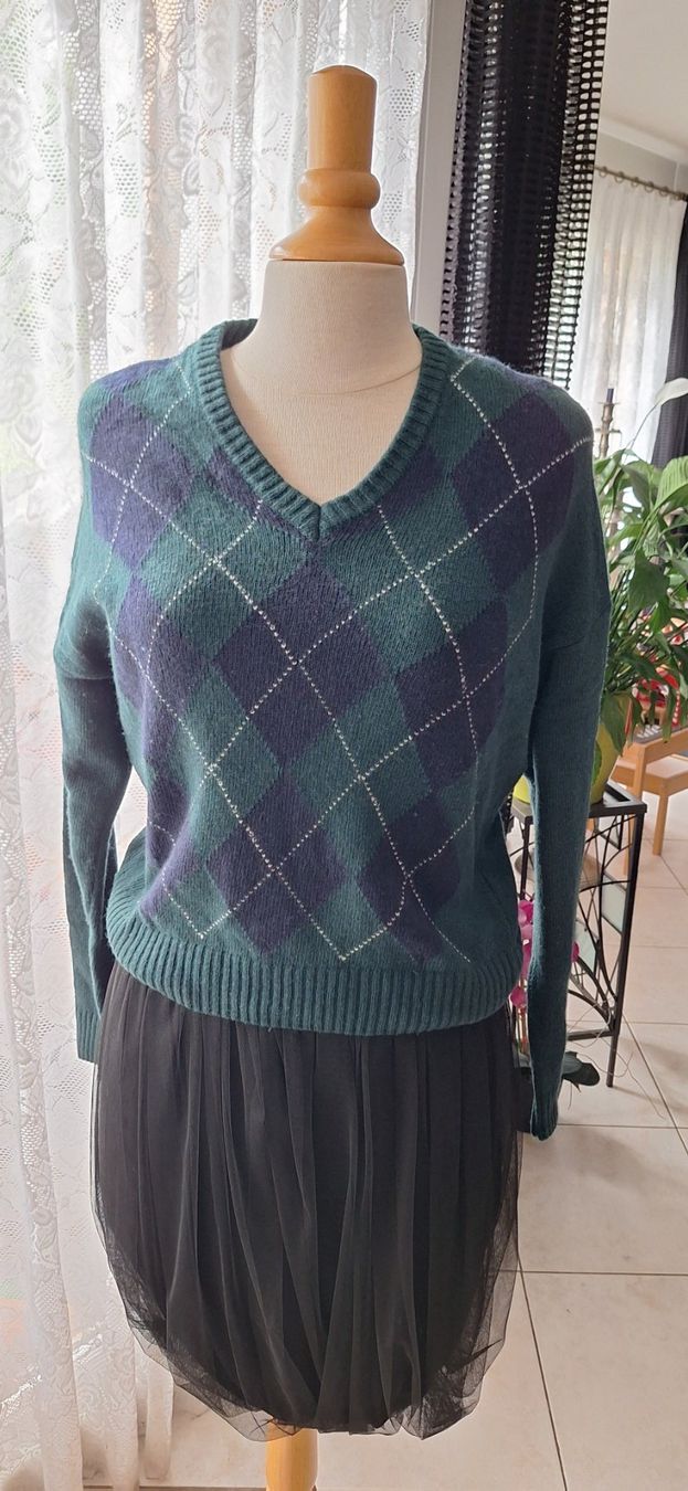 Pullover & Sweatshirts: Pull vert foncé , taille 36 – Gebraucht aus St-Triphon von Jldr0