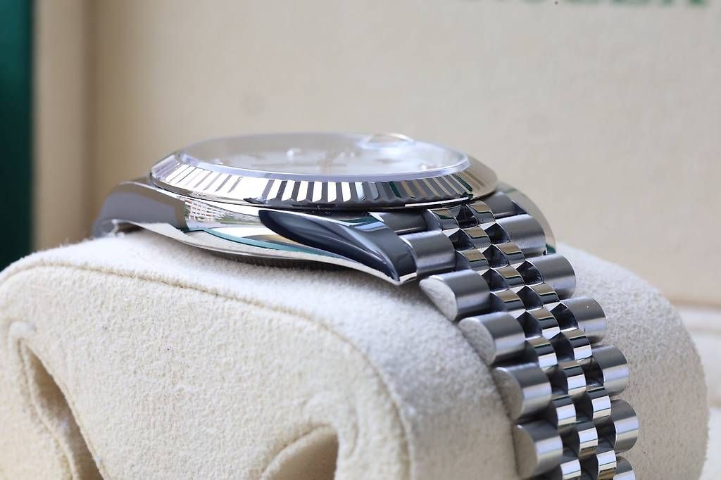 Rolex Montres: Rolex Datejust 41 MOP – Neuf (Voir description) à Wollerau par RekociTimepieceGmbH 6