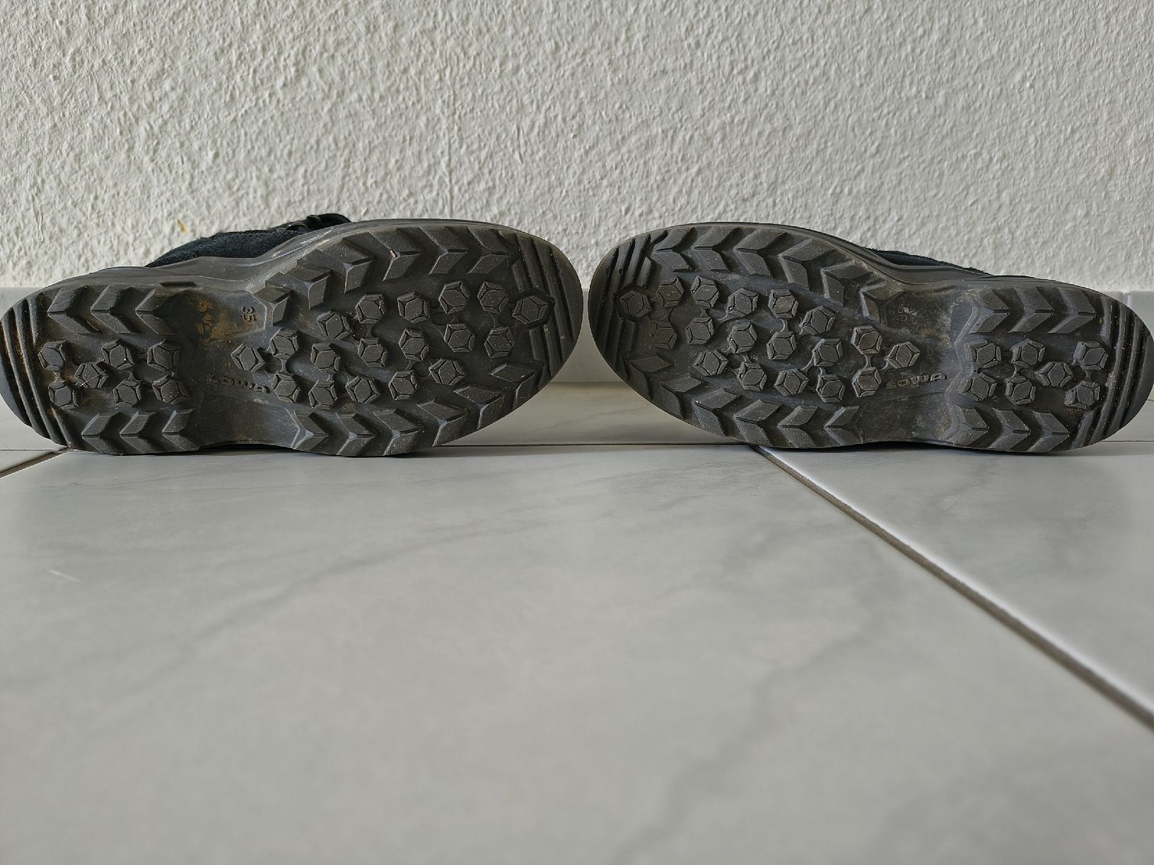 Lowa Scarpe da uomo: Lowa GoreTex Grösse 35 – Usato da Allschwil venduto da Kremat 2