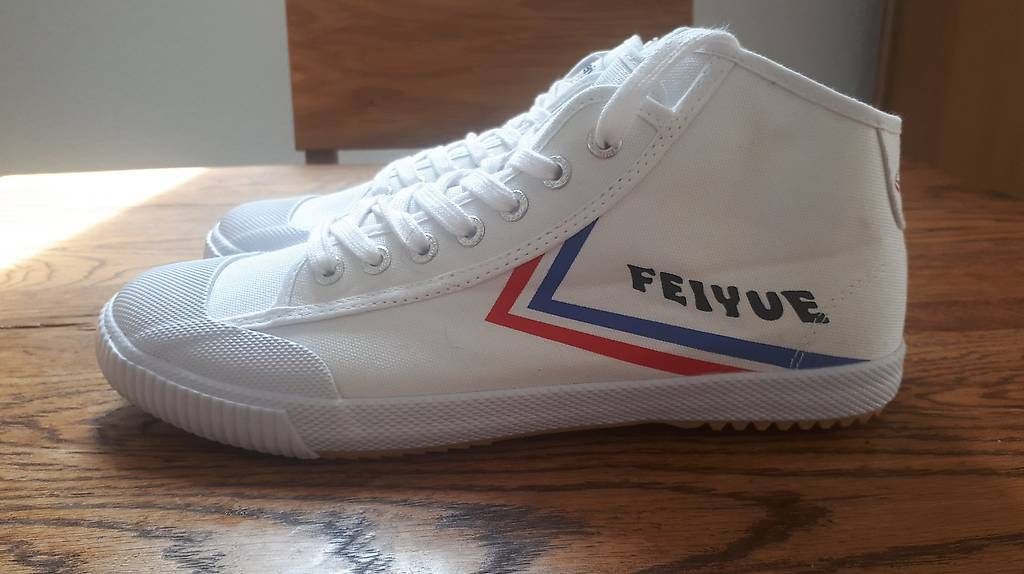 Scarpe da uomo: Neue Feiyue High Top Sneakers – Usato da Madiswil venduto da Kwon02 2