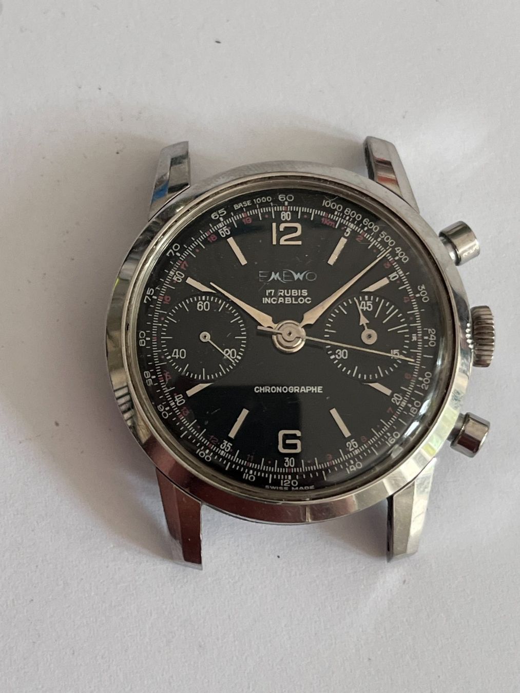 Uhren: Emewo Chronograph Vintage – Gebraucht aus Worblaufen von chronyves