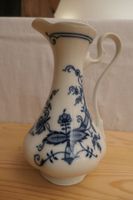antikes hübsches Porzellan-Krüglein/Vase
