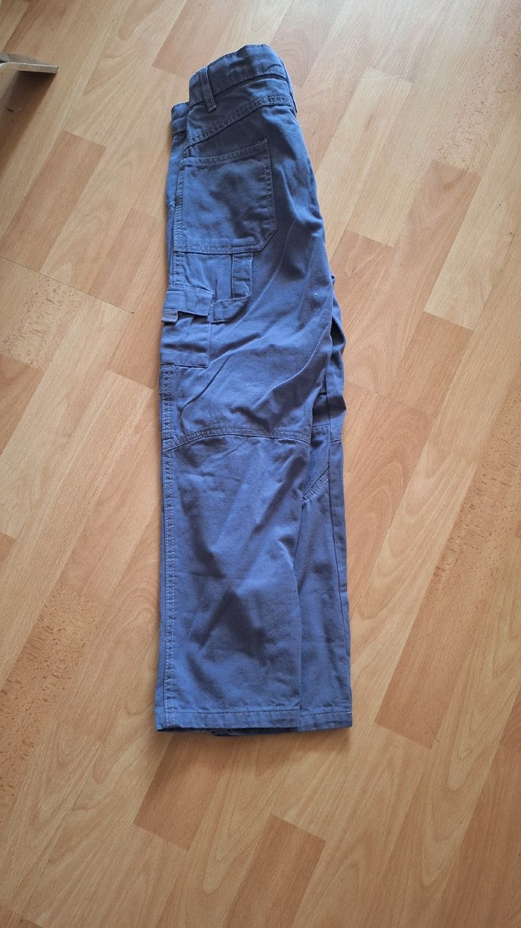 Pantaloni: Pantalon cargo enfant, Taille 122/128 neuf – Nuovo e nell'imballaggio originale da Neuchâtel venduto da Kebah 1