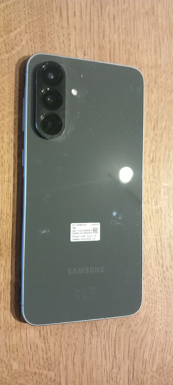 Samsung Telefoni cellulari / Smartphones: Samsung Galaxy A56 – Usato da Menzingen venduto da anaconda69 2