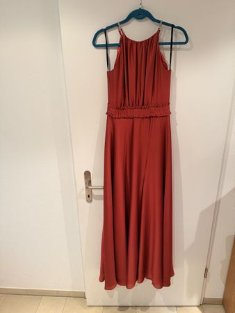 Abendkleid SWING neu