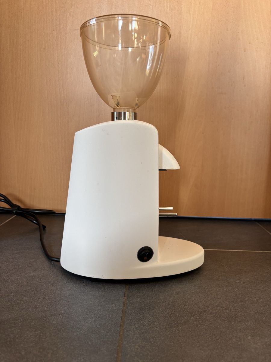 Macchine per caffè & Macchine per espresso: Moulin ascasco micrométrique meule plate – Usato da Cormondrèche venduto da nutho 4