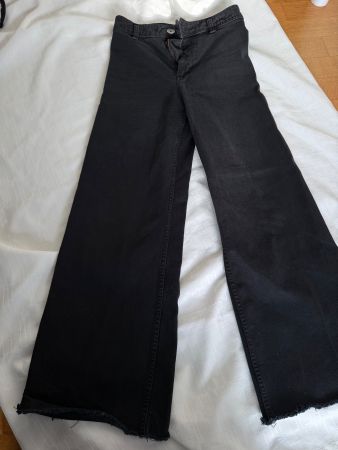 Schwarze Zara Jeans Grösse 36