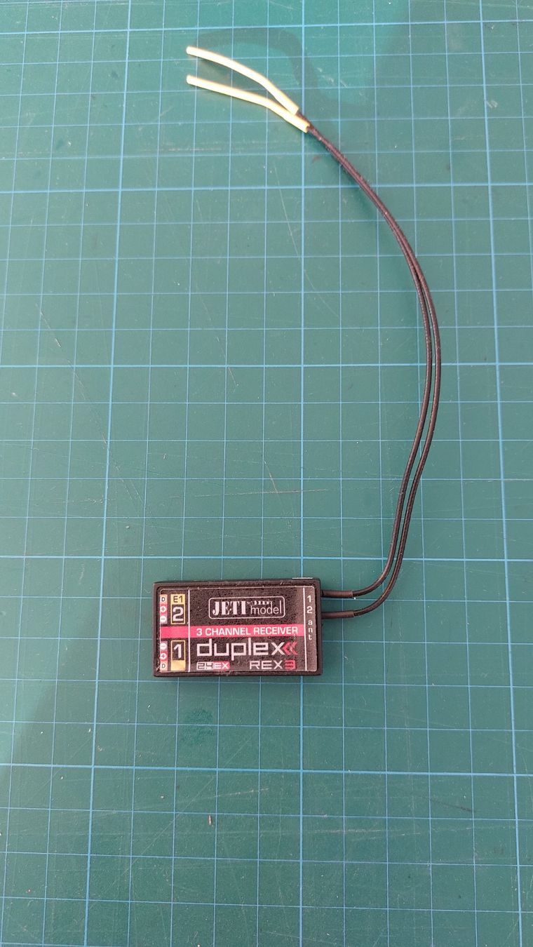 Jeti Ricevitori: Jeti DUPLEX 2.4EX Empfänger REX 3, Antenne 20 cm – Usato da Hünenberg venduto da schulbe 1