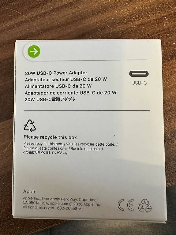 Caricabatterie: USB-C 20W Power Adapter – Nuovo e nell'imballaggio originale da Herzogenbuchsee venduto da Ammi90 1