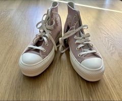 Converse All Star Chuck Taylor Lift Suede
