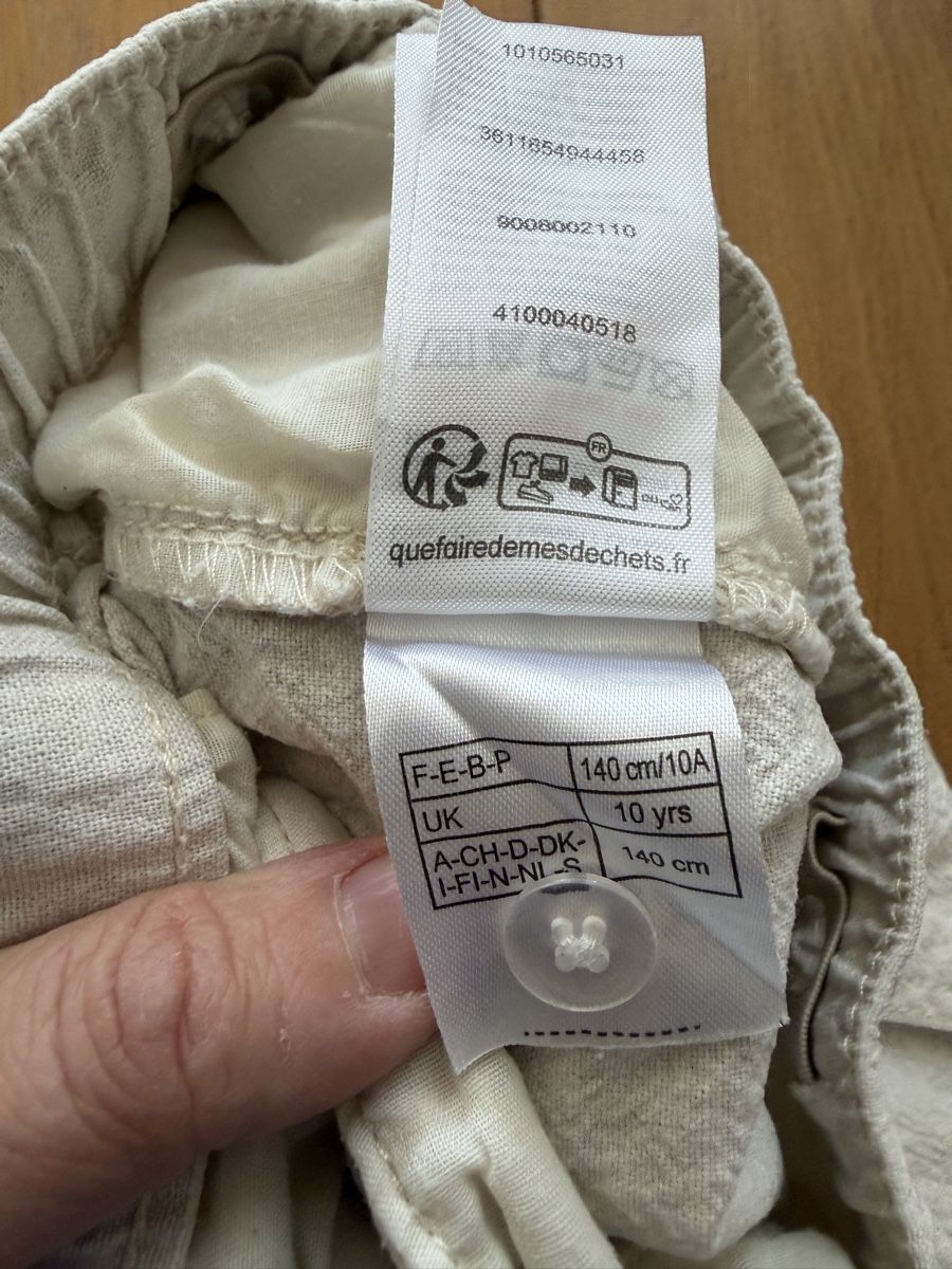 Vertbaudet Pantaloni: Beige Shorts mit 55 % Leinen von Vertbaudet Gr. 140 – Usato da Aarau venduto da Tam6 2